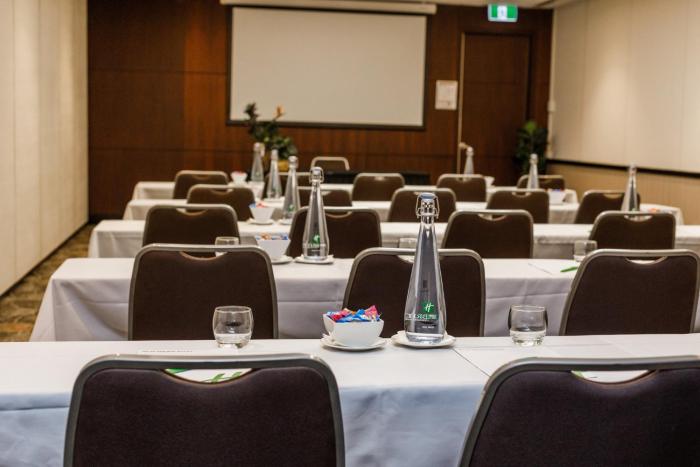 holiday inn perth city centre by ihg