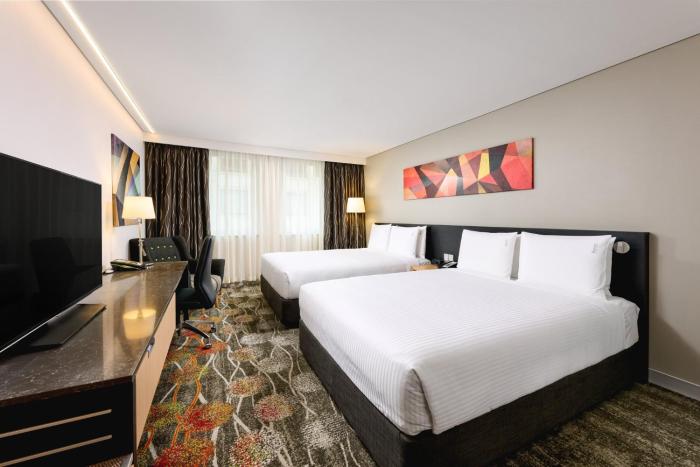 holiday inn perth city centre by ihg