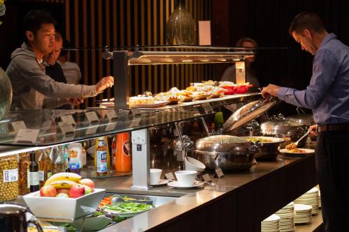 holiday inn perth city centre by ihg