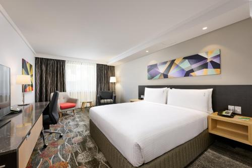 holiday inn perth city centre by ihg