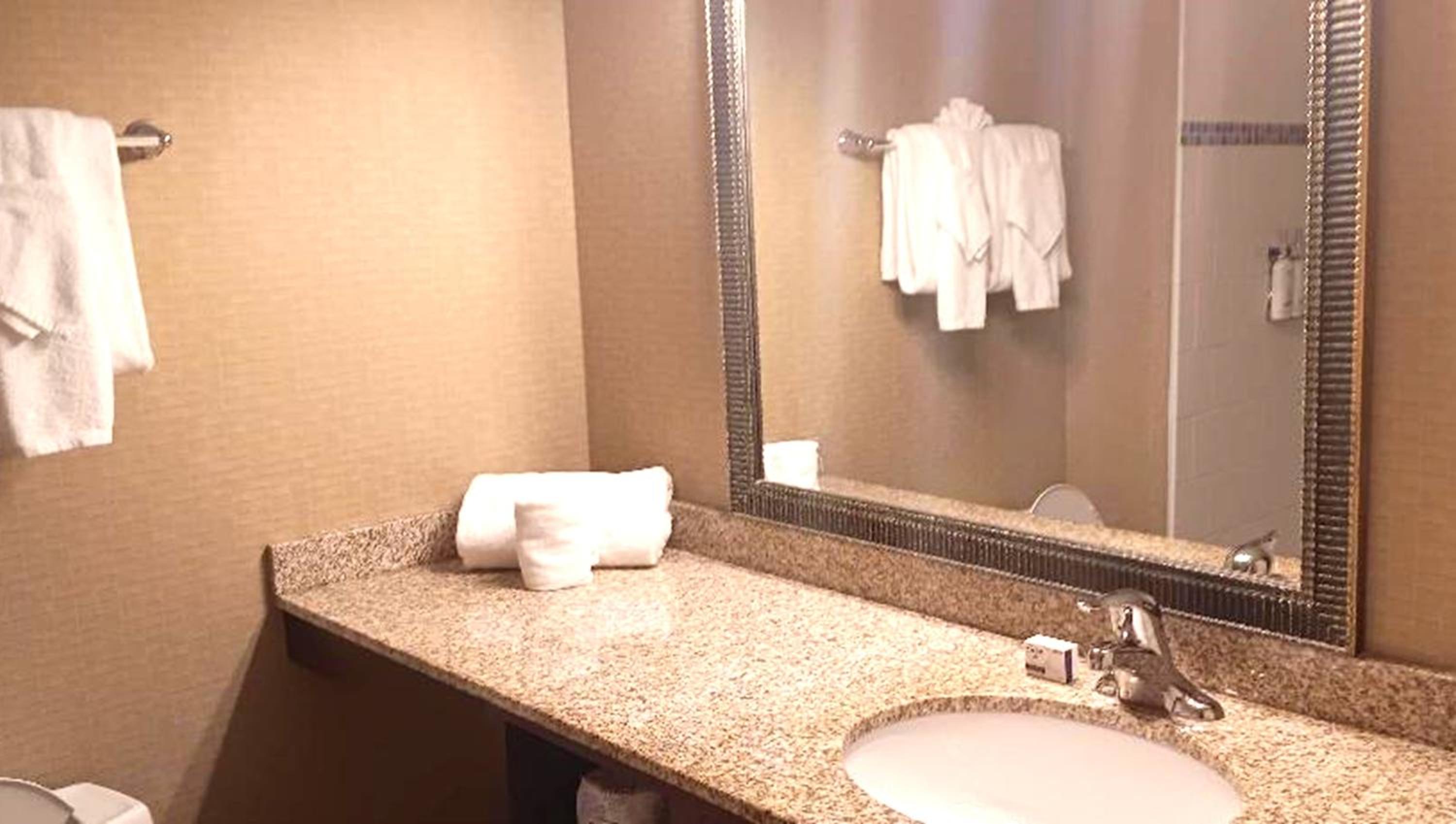 holiday inn express philadelphia penns landing by ihg