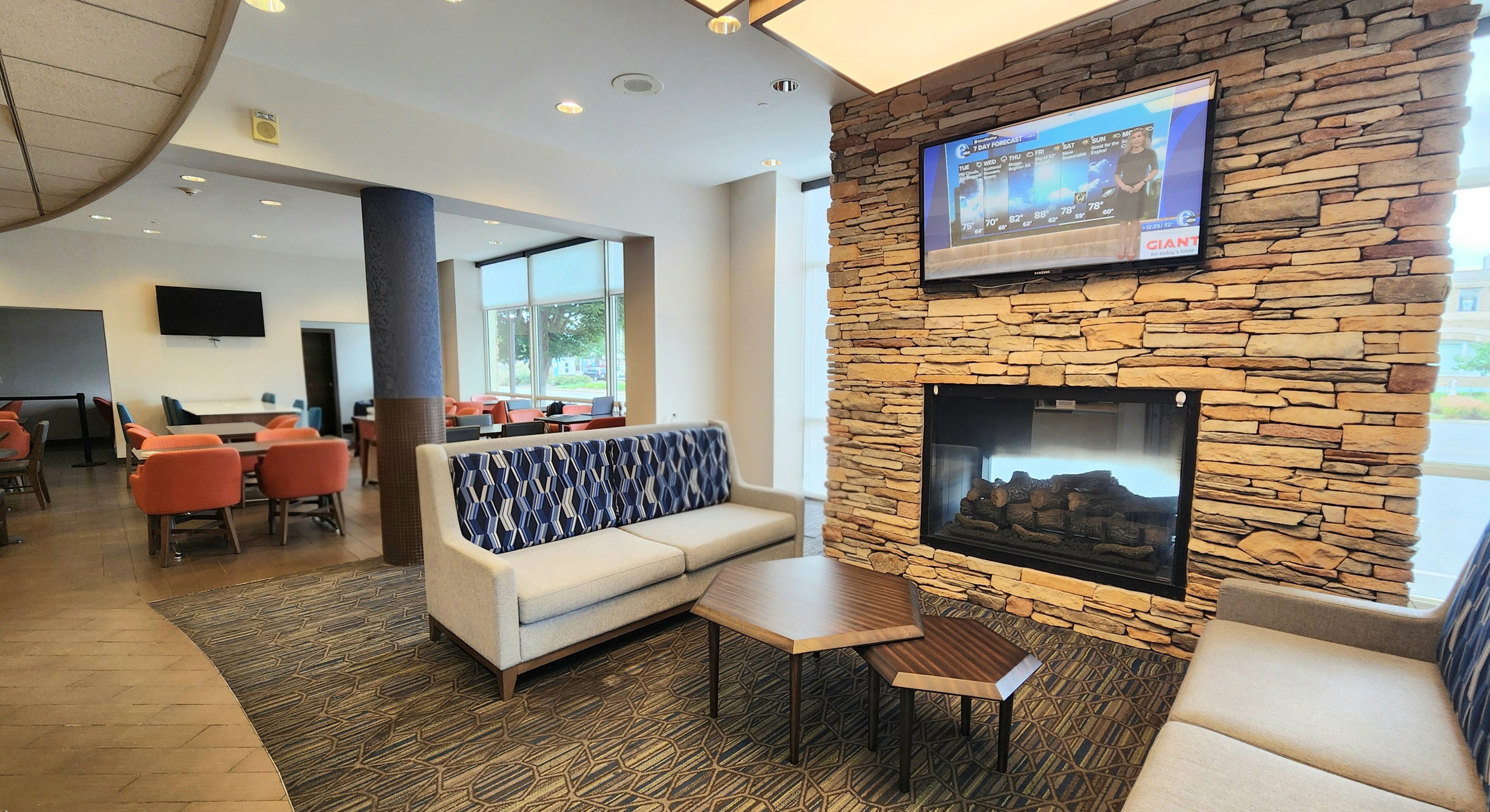holiday inn express philadelphia penns landing by ihg