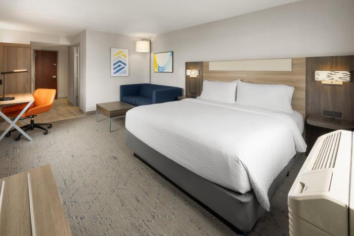 holiday inn express philadelphia penns landing by ihg