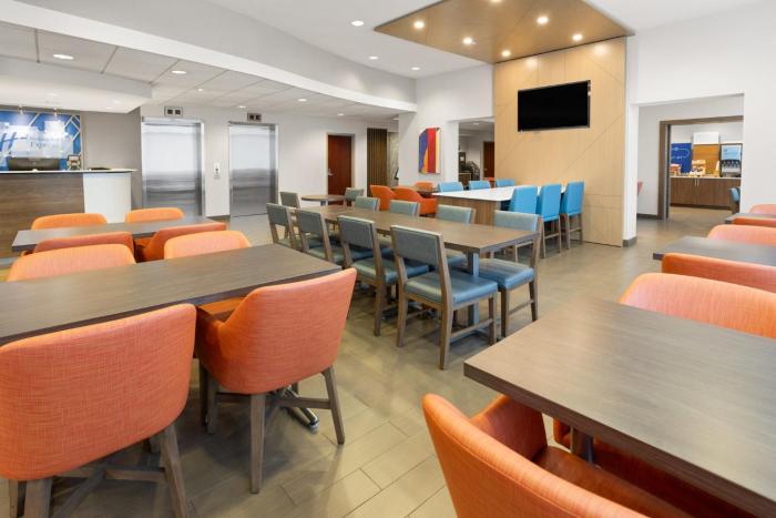 holiday inn express philadelphia penns landing by ihg