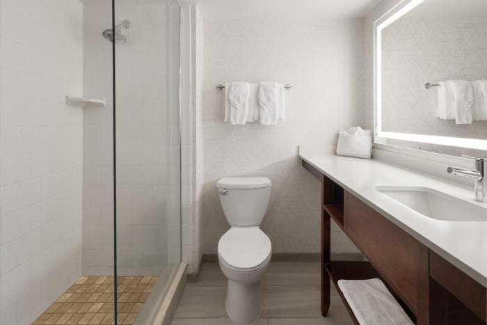 holiday inn express philadelphia penns landing by ihg