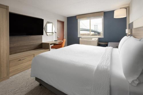 holiday inn express philadelphia penns landing by ihg