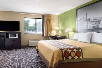 super 8 by wyndham dyersville near field of dreams