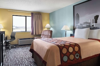 super 8 by wyndham dyersville near field of dreams