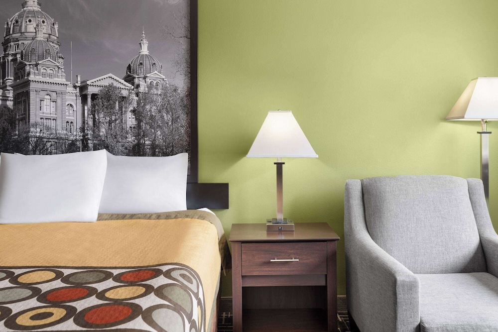 super 8 by wyndham dyersville near field of dreams