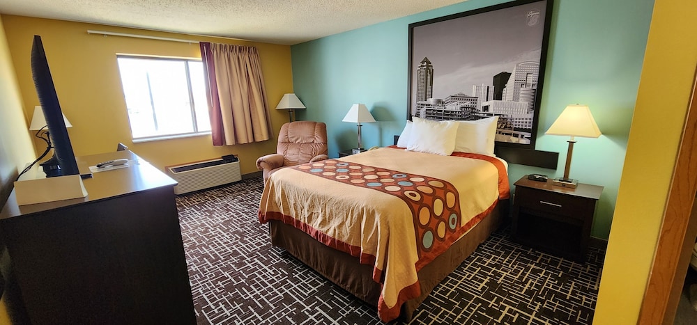 super 8 by wyndham dyersville near field of dreams