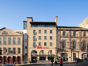 ibis edinburgh centre royal mile hunter square