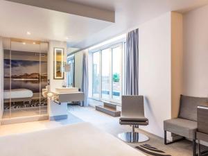 Novotel Edinburgh Centre,Scotland>>Edinburgh,4 star