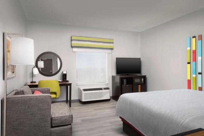 hampton inn and suites el paso east