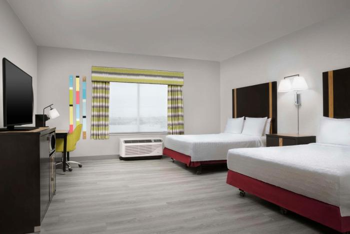 hampton inn and suites el paso east