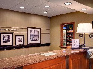 hampton inn and suites addison