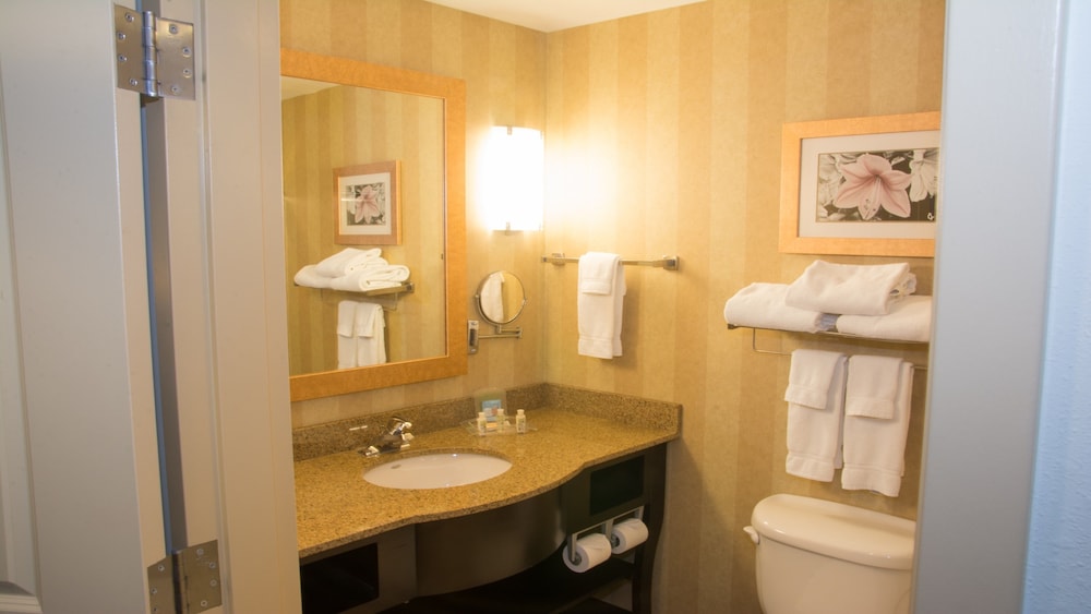 holiday inn st louis fairview heights by ihg