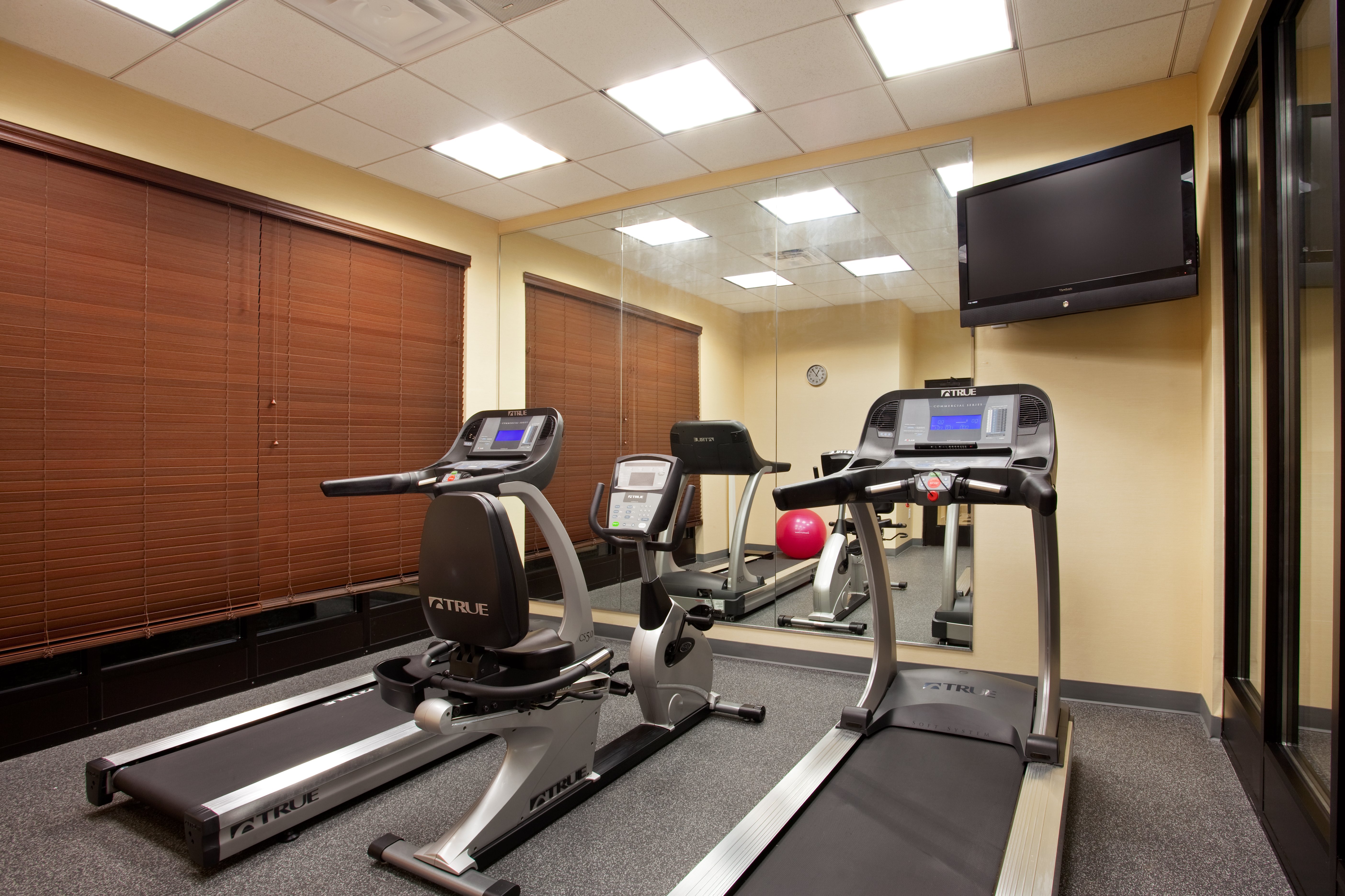 holiday inn st louis fairview heights by ihg