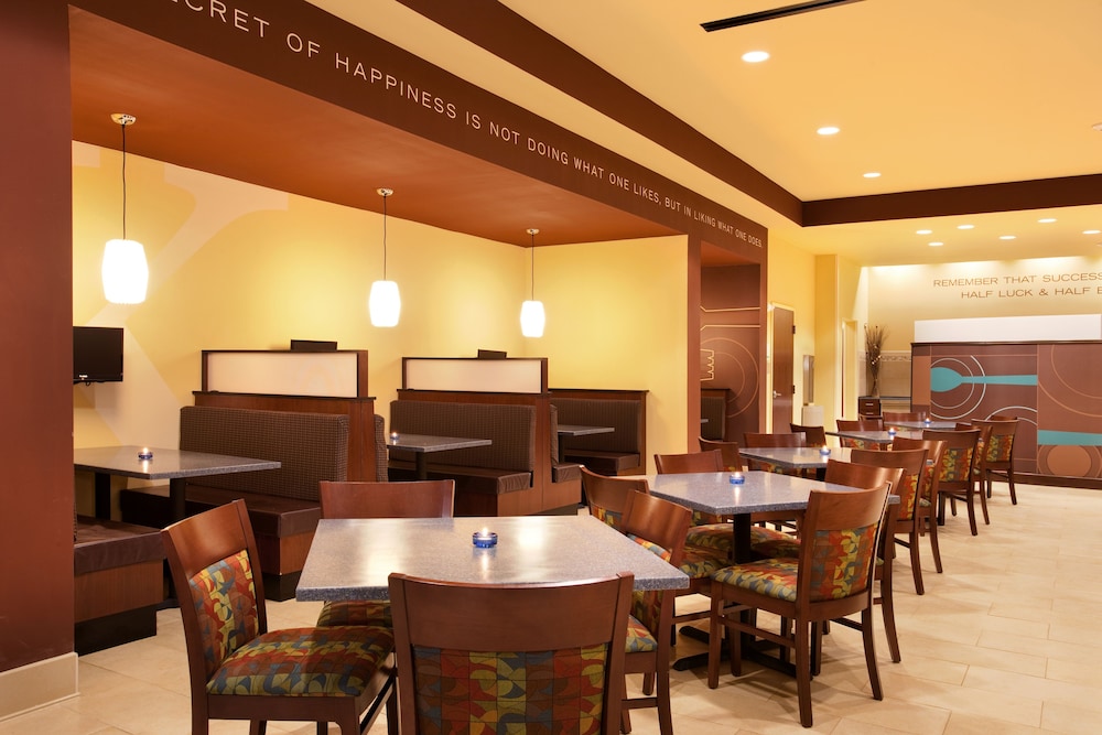 holiday inn st louis fairview heights by ihg