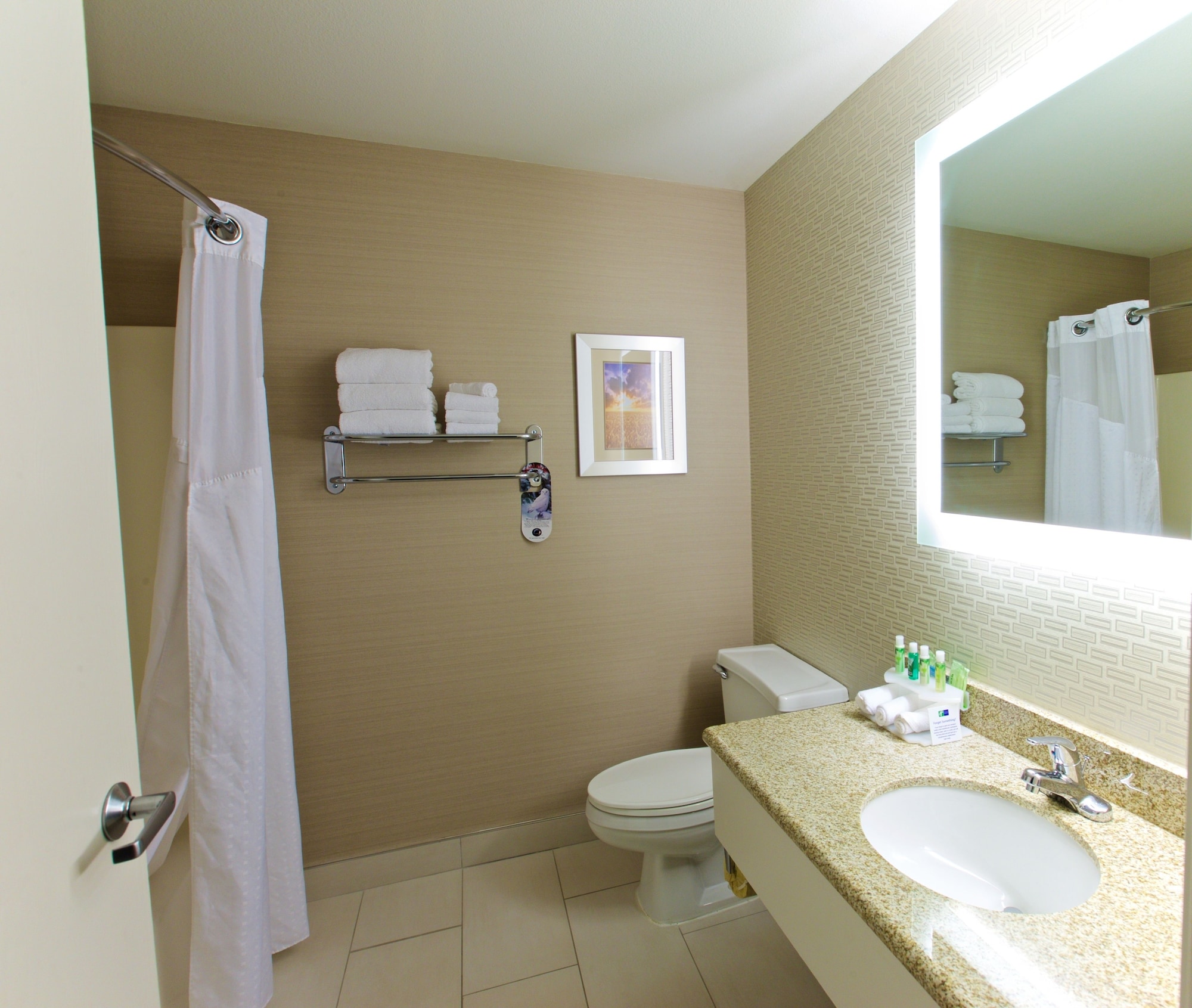 holiday inn express fargo west acres by ihg