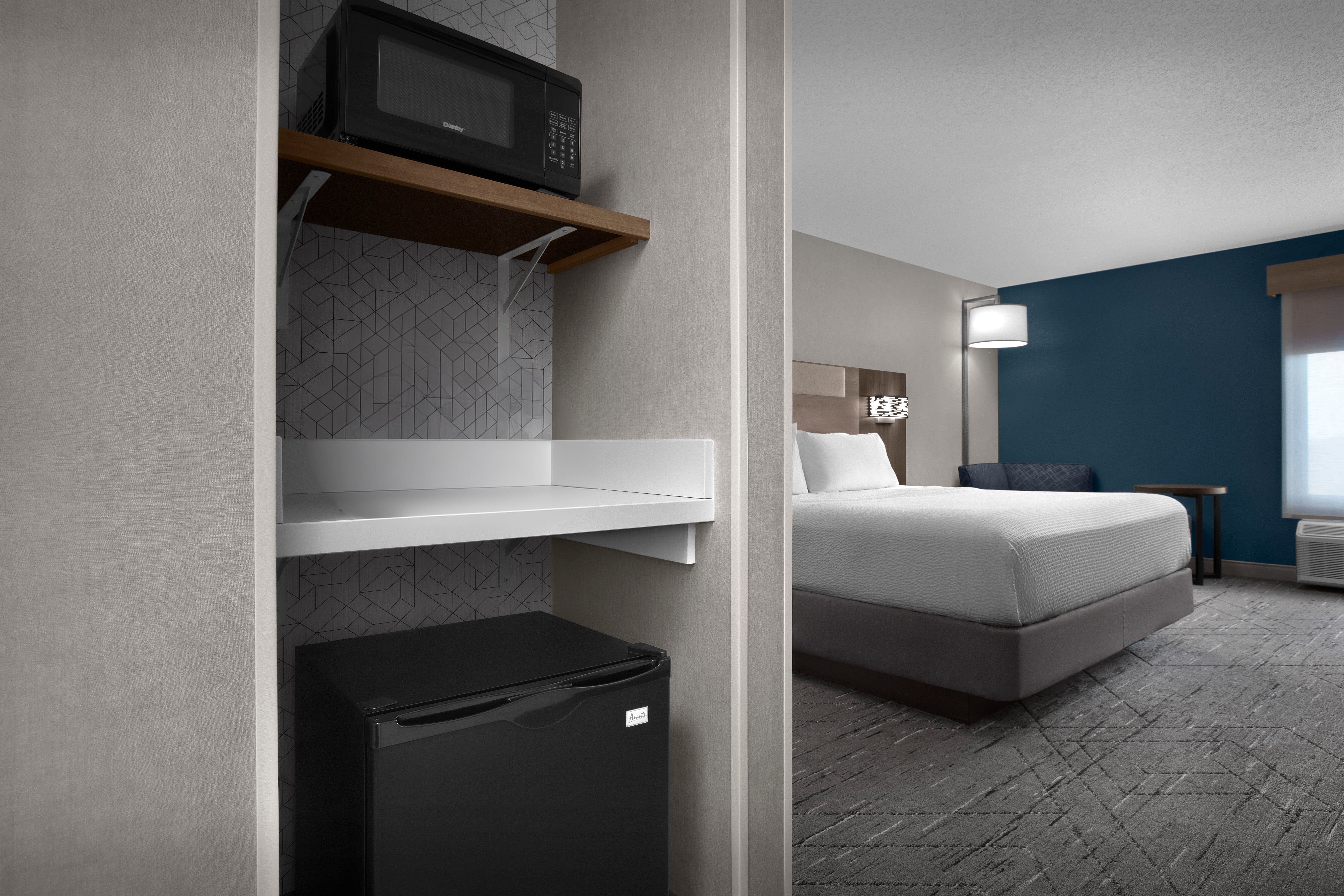 holiday inn express fargo west acres by ihg