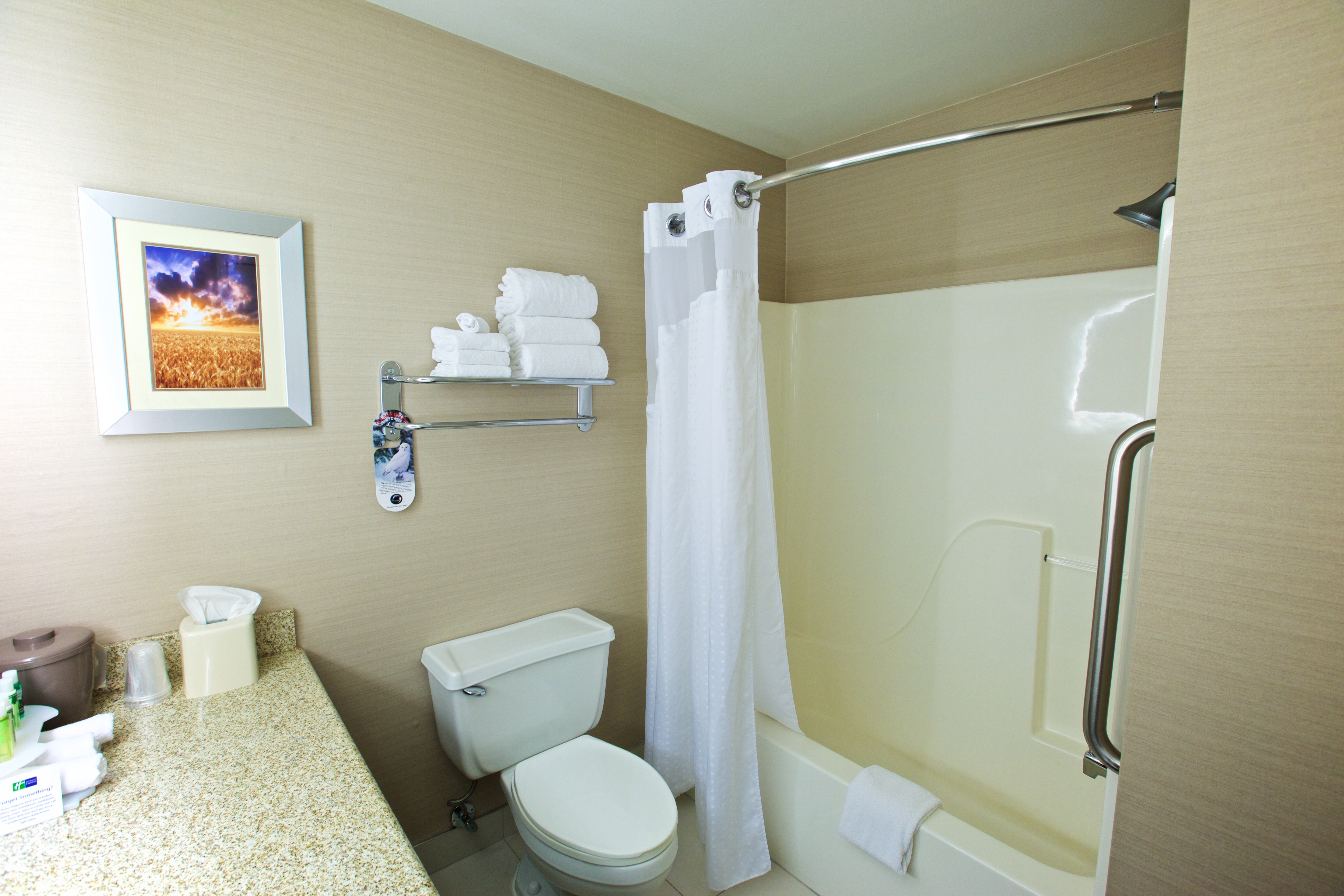 holiday inn express fargo west acres by ihg