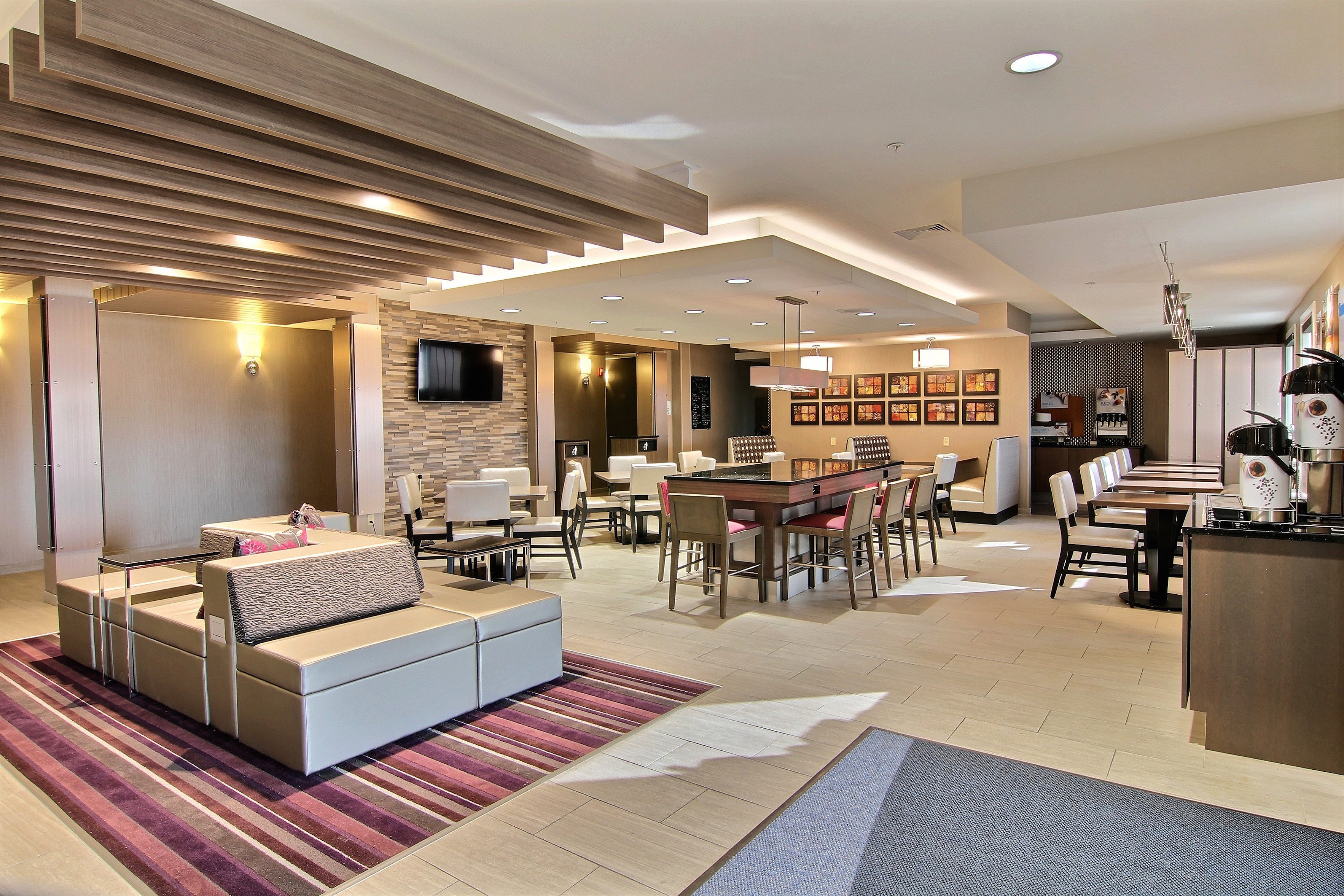 holiday inn express fargo west acres by ihg