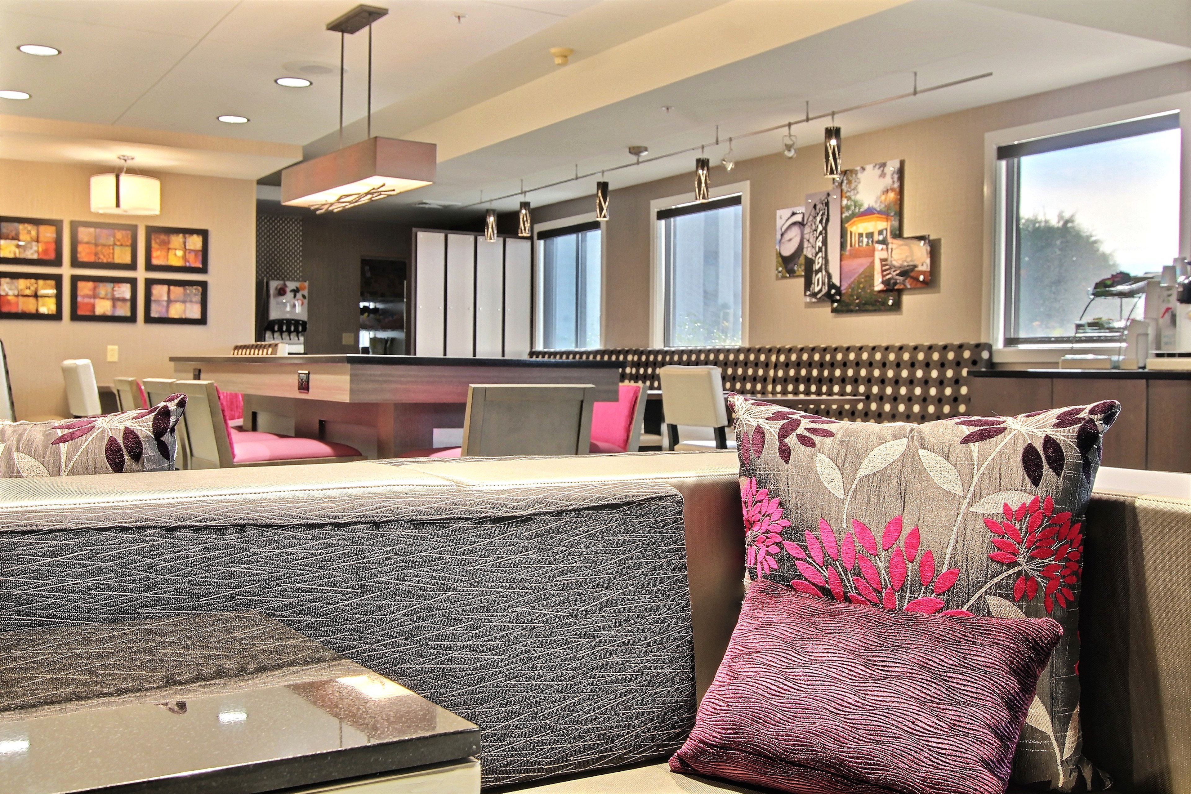 holiday inn express fargo west acres by ihg