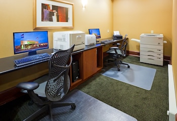 holiday inn fargo by ihg
