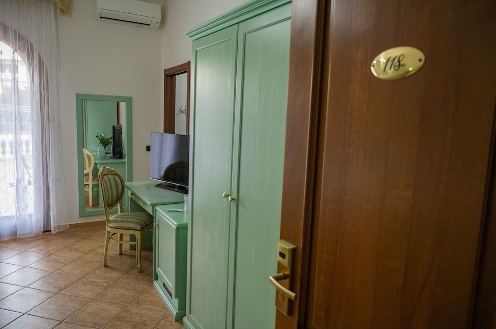 villa le zagare relais and spa