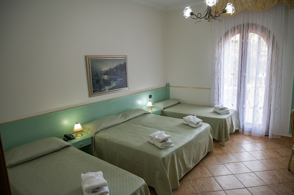 villa le zagare relais and spa