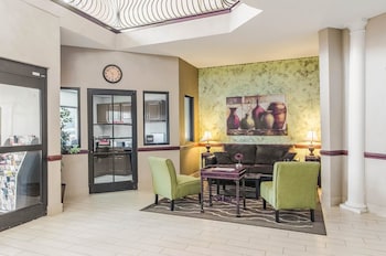 Quality Suites,Burlington>>Alamance,3 star