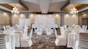 Pomeroy Hotel & Conference Centre Grande Prairie,Grande Prairie>>Clairmont,3 star