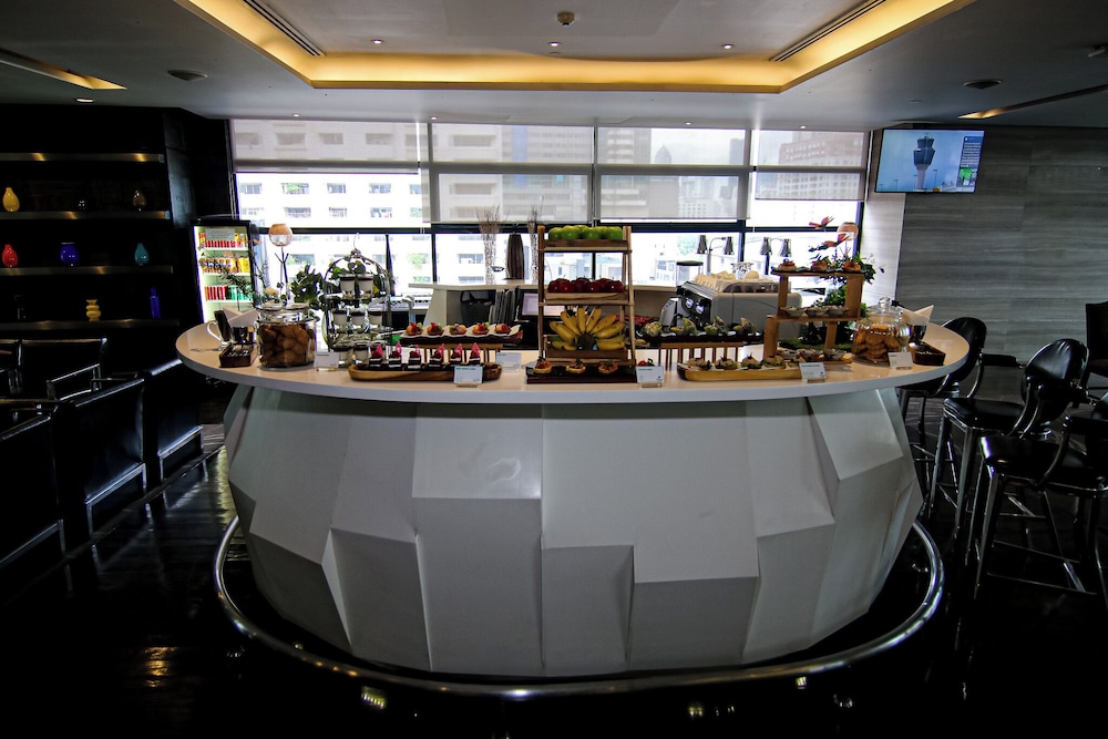 holiday inn bangkok sukhumvit by ihg