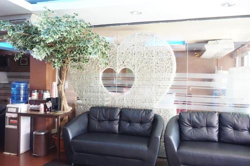 bangkok travel suites hotel