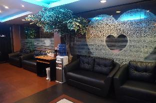 Bangkok Travel Suites Hotel,,3 star