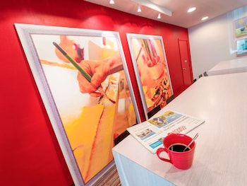 ibis styles honfleur centre historique