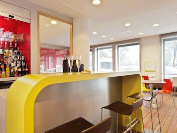 ibis styles honfleur centre historique