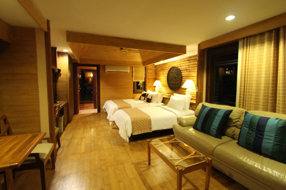 sunset park resort and spa