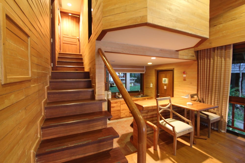 sunset park resort and spa