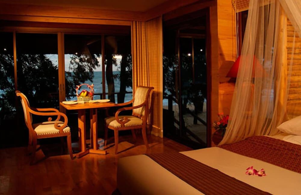 sunset park resort and spa