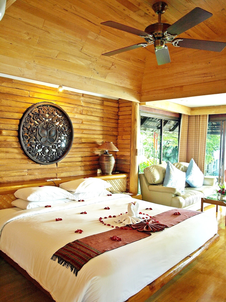 sunset park resort and spa