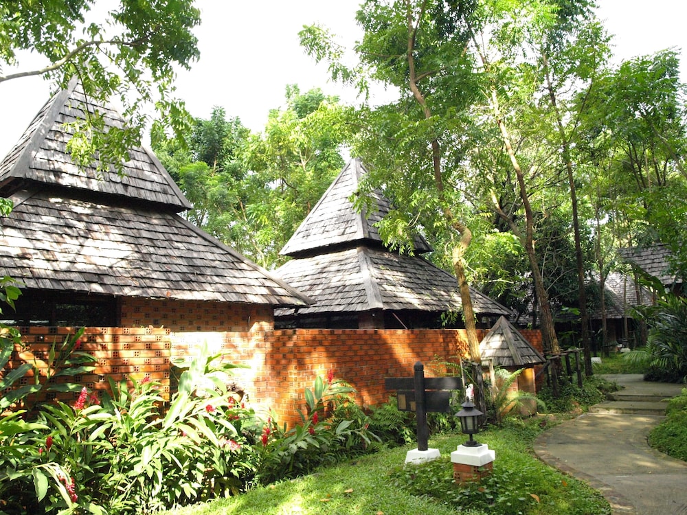 sunset park resort and spa