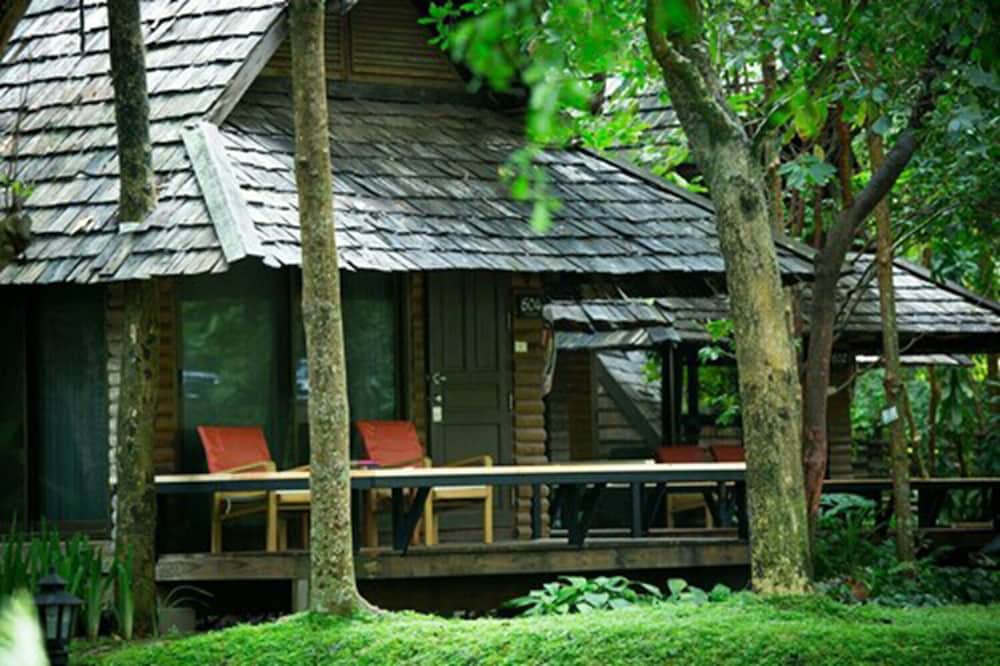 sunset park resort and spa