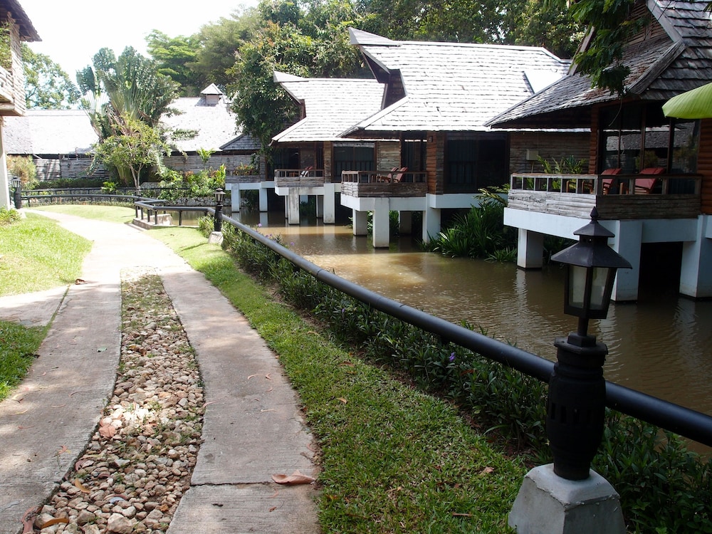 sunset park resort and spa