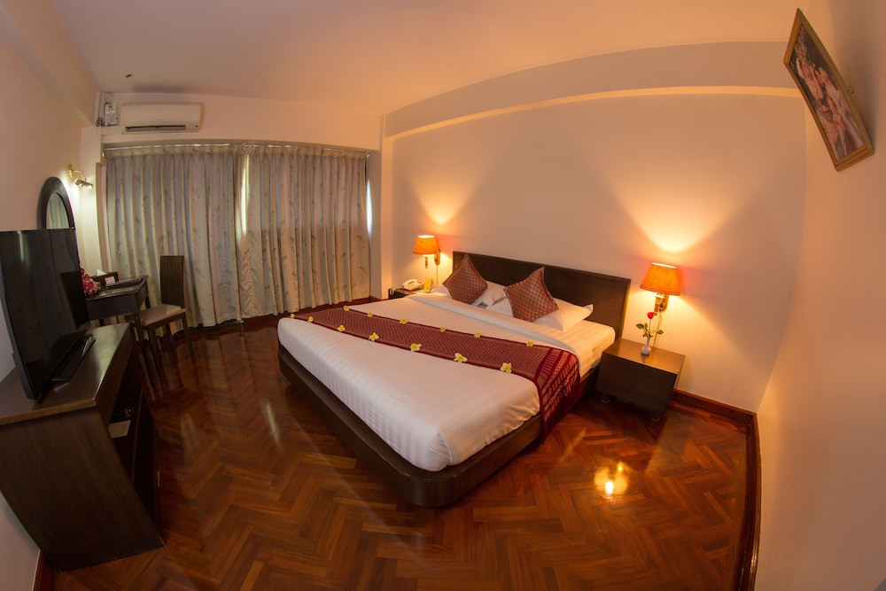 hotel yangon