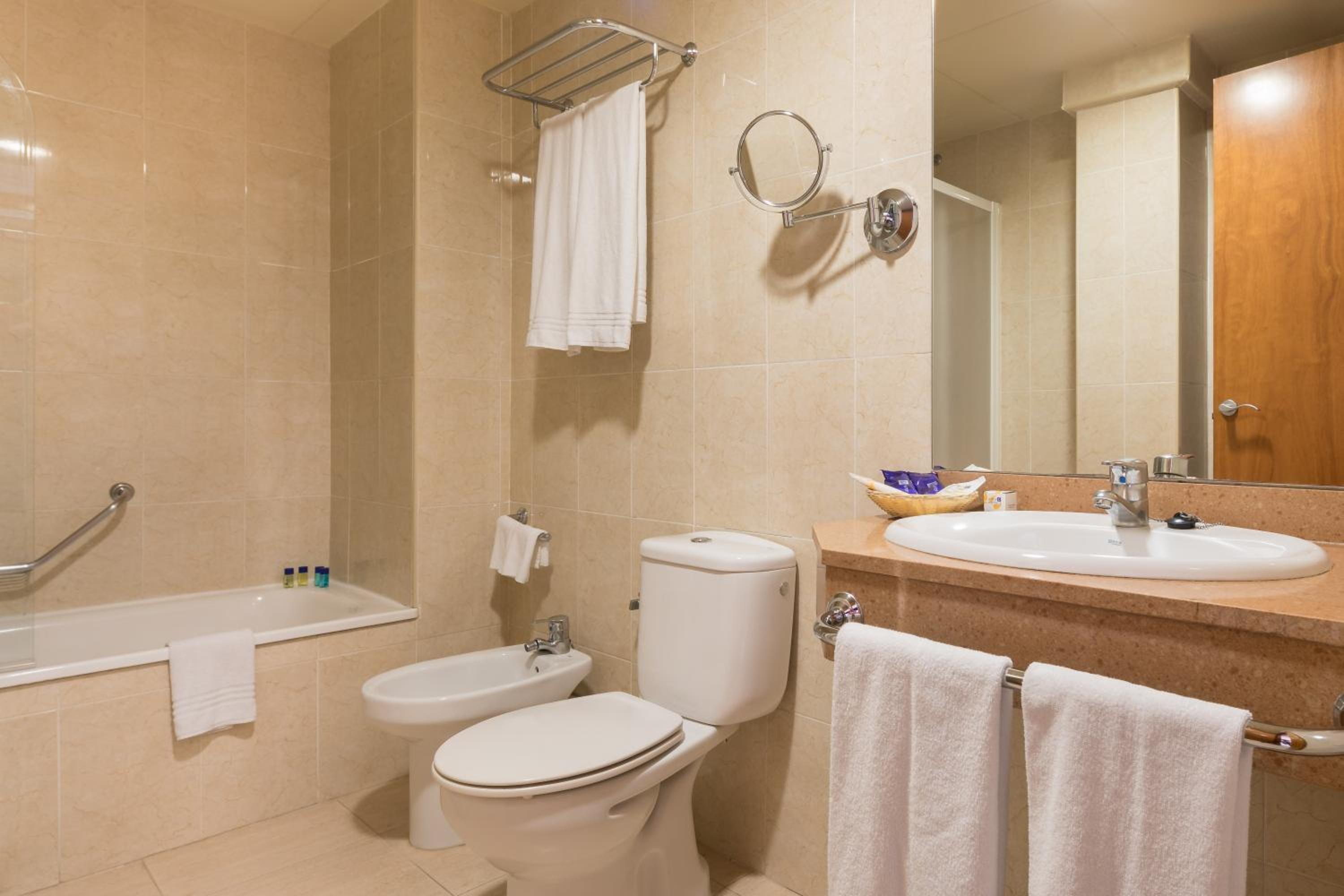 hilton garden inn houston nw america plaza
