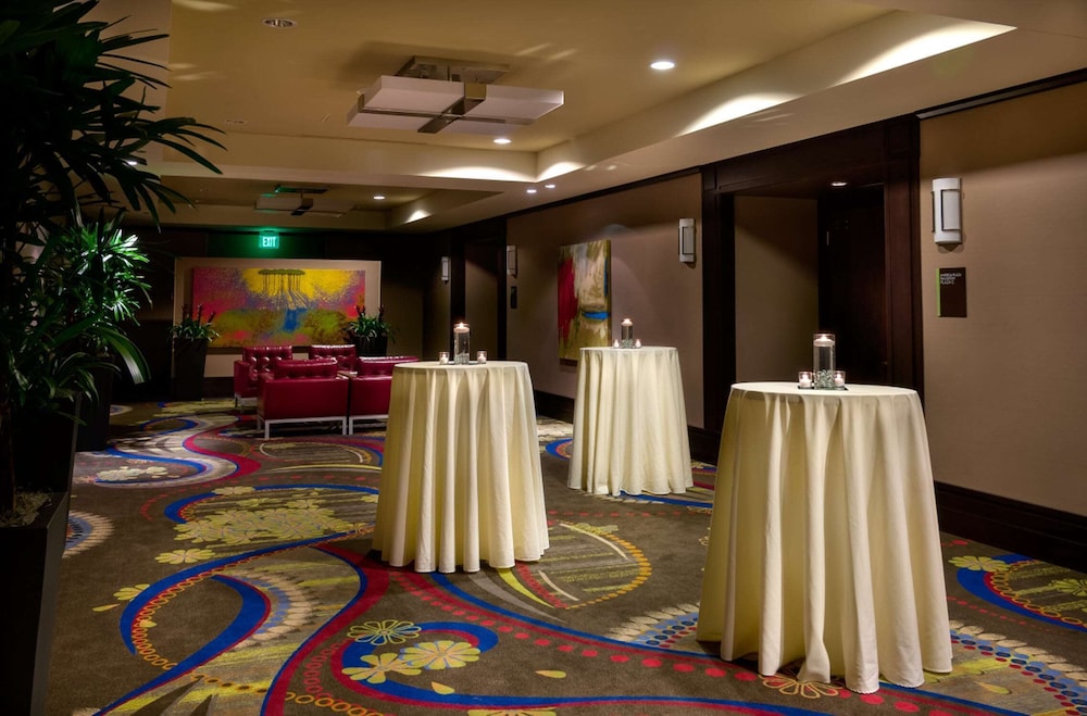 hilton garden inn houston nw america plaza