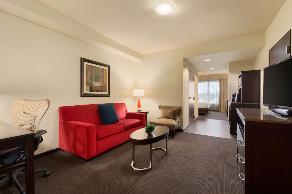 hilton garden inn houston nw america plaza