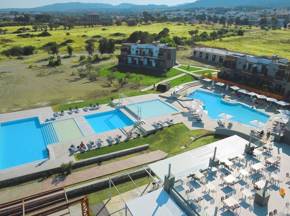gennadi seaside resort