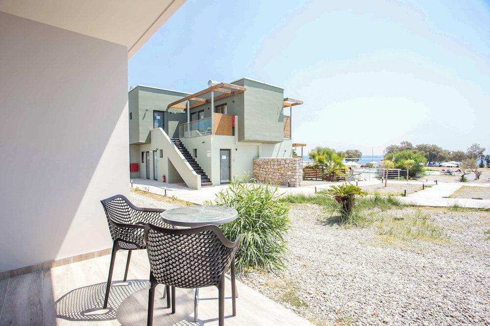 gennadi seaside resort